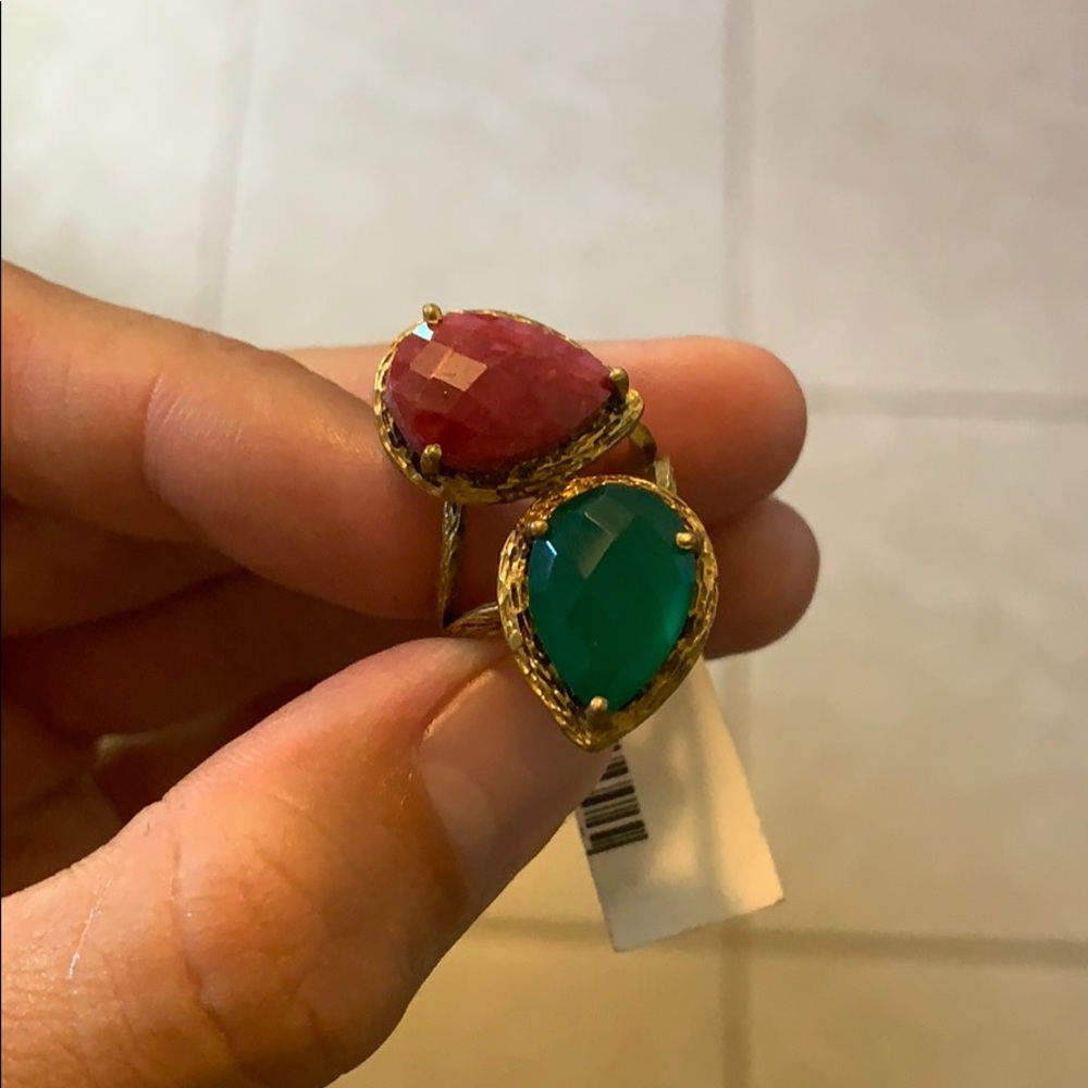 Red and green ring